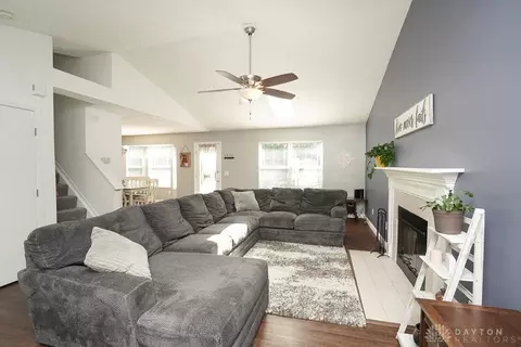640 Weeping Willow Ln, Maineville, OH 45039 photo 6