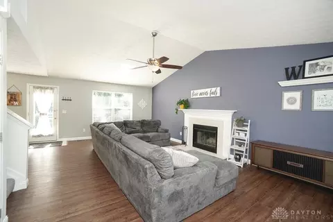 640 Weeping Willow Ln, Maineville, OH 45039 photo 5