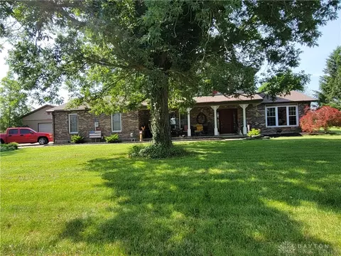 4317 Lone Wolf Ave, Springfield, OH 45502 photo 2