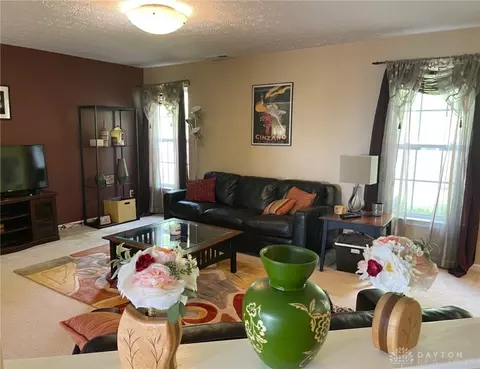 10 Teil Tree Ct, Monroe, OH 45050 photo 5