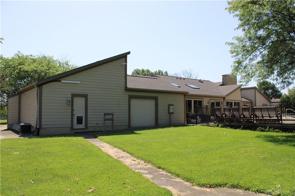  9871 Paragon Rd, Dayton, OH 45458 photo 17