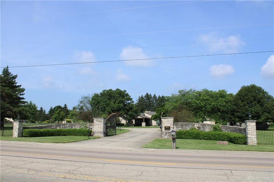  9871 Paragon Rd, Dayton, OH 45458 photo 1