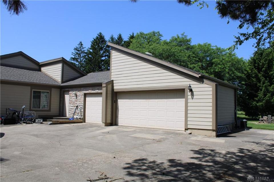  9871 Paragon Rd, Dayton, OH 45458 photo 18