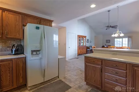 728 Donnelly Ave, Springfield, OH 45503 photo 10