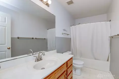 60 Clearbrook Dr, Franklin, OH 45005 photo 16