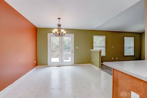 60 Clearbrook Dr, Franklin, OH 45005 photo 7
