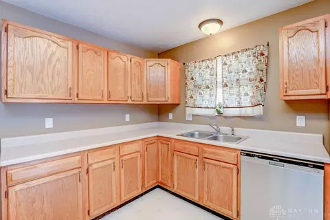 60 Clearbrook Dr, Franklin, OH 45005 photo 12
