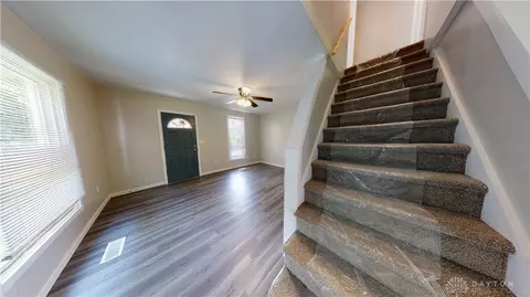 409 N Bell Ave, Springfield, OH 45504 photo 4