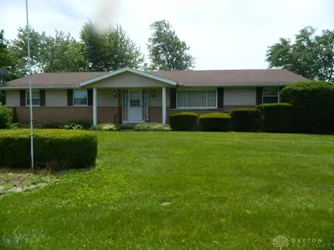 4975 E County Line Rd, Springfield, OH 45502 photo 1