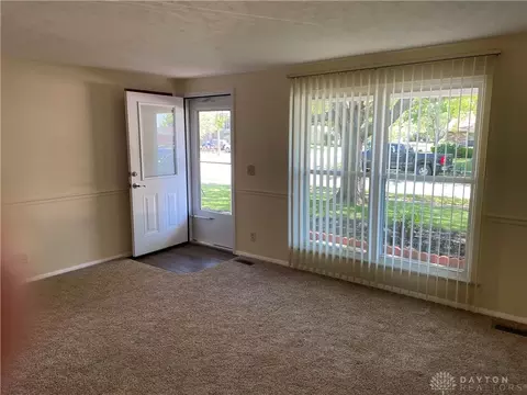 4481 Otis St, Enon, OH 45323 photo 8