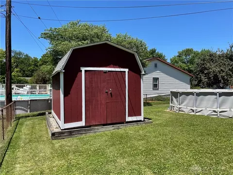 4481 Otis St, Enon, OH 45323 photo 6