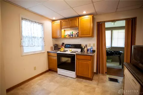 170 Willis Ave, Springfield, OH 45505 photo 10