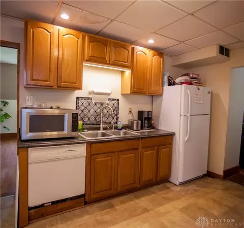 170 Willis Ave, Springfield, OH 45505 photo 11