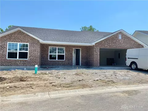 18 E Persimmon, Hamilton, OH 45013 photo 1
