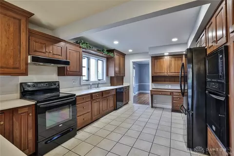19 W Home Rd, Springfield, OH 45504 photo 18