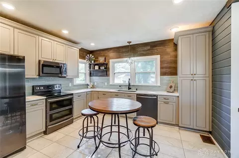 40 E Mill St, Springboro, OH 45066 photo 13