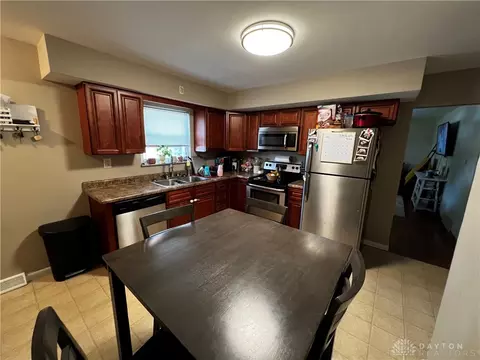 110 Normal Dr, Franklin, OH 45005 photo 6