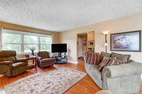 1738 Longview Dr, Springfield, OH 45504 photo 5