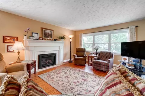 1738 Longview Dr, Springfield, OH 45504 photo 9
