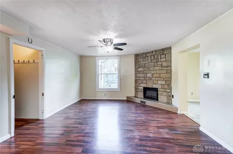 40 W Mill St, Springboro, OH 45066 photo 9