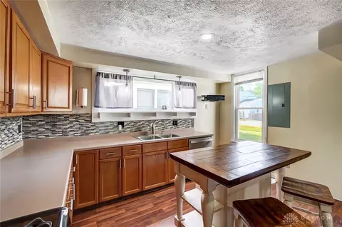 40 W Mill St, Springboro, OH 45066 photo 14