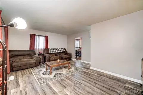 1822 Memorial Dr, Springfield, OH 45505 photo 8