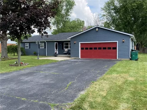 2730 Anita Dr, Springfield, OH 45504 photo 2