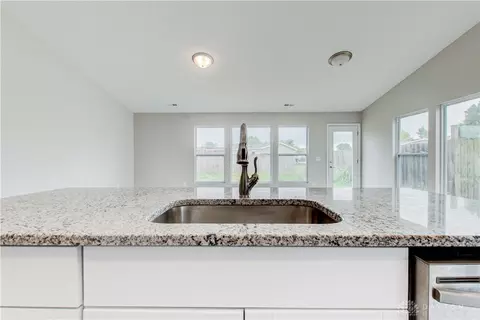 656 Diamond Loop, Middletown, OH 45044 photo 7