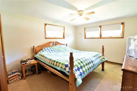 2835 Oxford Dr, Springfield, OH 45506 photo 11
