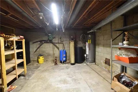 2835 Oxford Dr, Springfield, OH 45506 photo 18