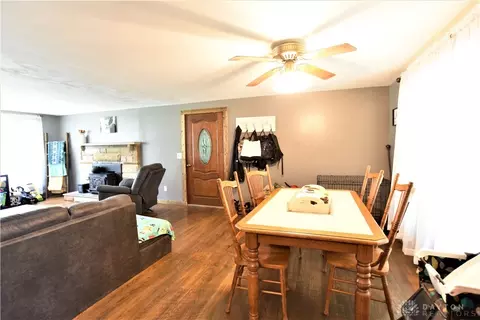 2835 Oxford Dr, Springfield, OH 45506 photo 8