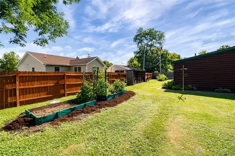 20 Juniper Rd, Crystal Lakes, OH 45341 photo 24