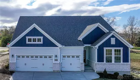 6763 Cork Dr, West Chester, OH 45069