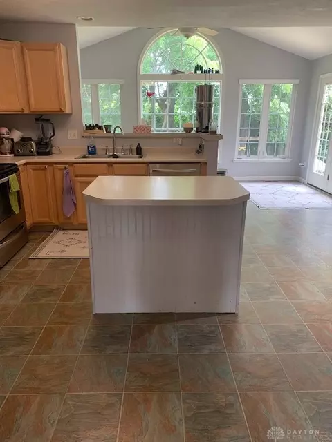 220 Kitty Hawk Dr, Springboro, OH 45066 photo 7