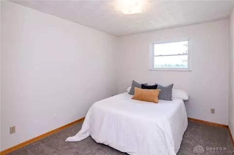 8660 Haddix Rd, Fairborn, OH 45324 photo 41