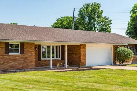 8660 Haddix Rd, Fairborn, OH 45324 photo 6