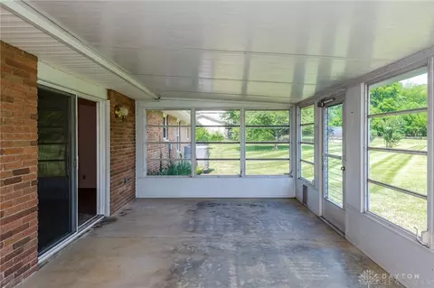 8660 Haddix Rd, Fairborn, OH 45324 photo 23