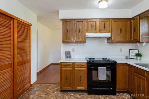 8660 Haddix Rd, Fairborn, OH 45324 photo 16