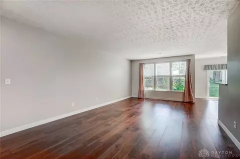 1385 Artesian Ln, Fairborn, OH 45324 photo 9