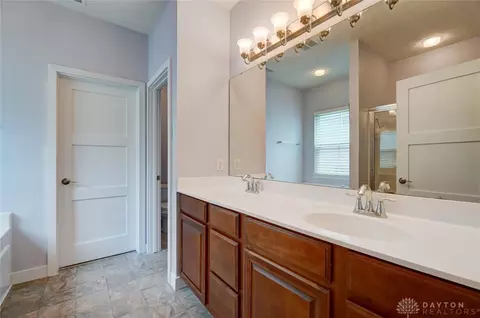 1385 Artesian Ln, Fairborn, OH 45324 photo 32