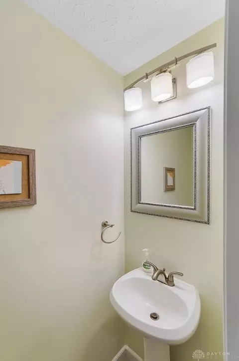 2845 Millbank Row, Maineville, OH 45039 photo 16