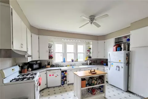 324 E Lincoln Ave, Ada, OH 45810 photo 12