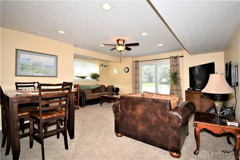 477 Carillion Dr, Springfield, OH 45503 photo 35
