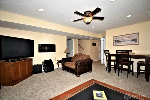 477 Carillion Dr, Springfield, OH 45503 photo 36