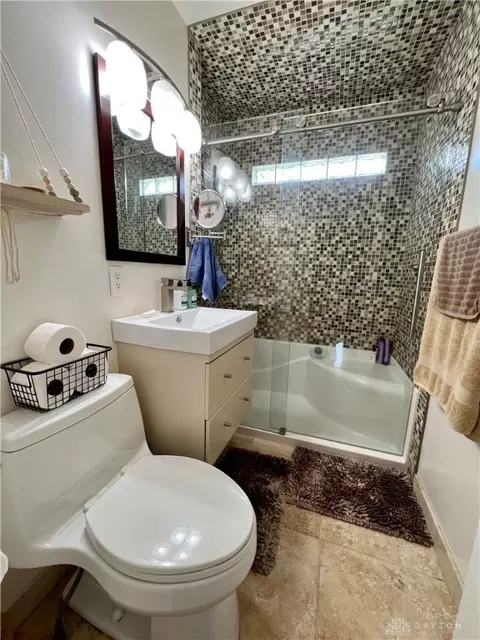 1616 Victory Dr, Springfield, OH 45505 photo 17