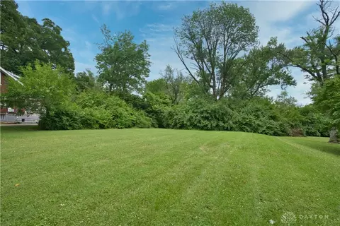 170 S Main St, Centerville, OH 45458 photo 2