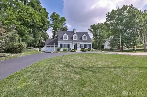 7535 Montgomery Rd, Cincinnati, OH 45236 photo 2