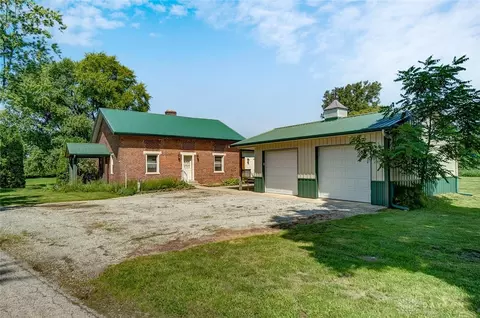 6647 River Rd, Springfield, OH 45502 photo 5