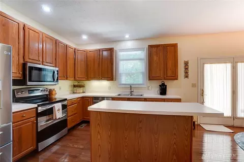 210 Brookside Dr, Springboro, OH 45066 photo 3