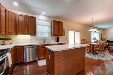 210 Brookside Dr, Springboro, OH 45066 photo 8